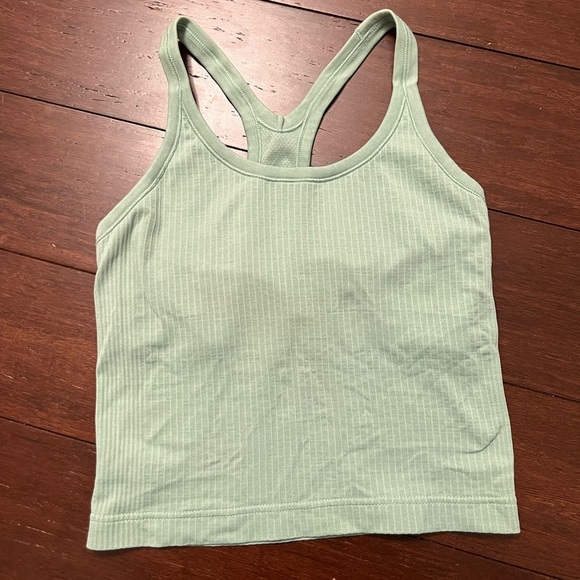 ❤️ Lululemon Delicate Mint Ebb to Street Crop Tank Size 4 - Picture 4 of 9